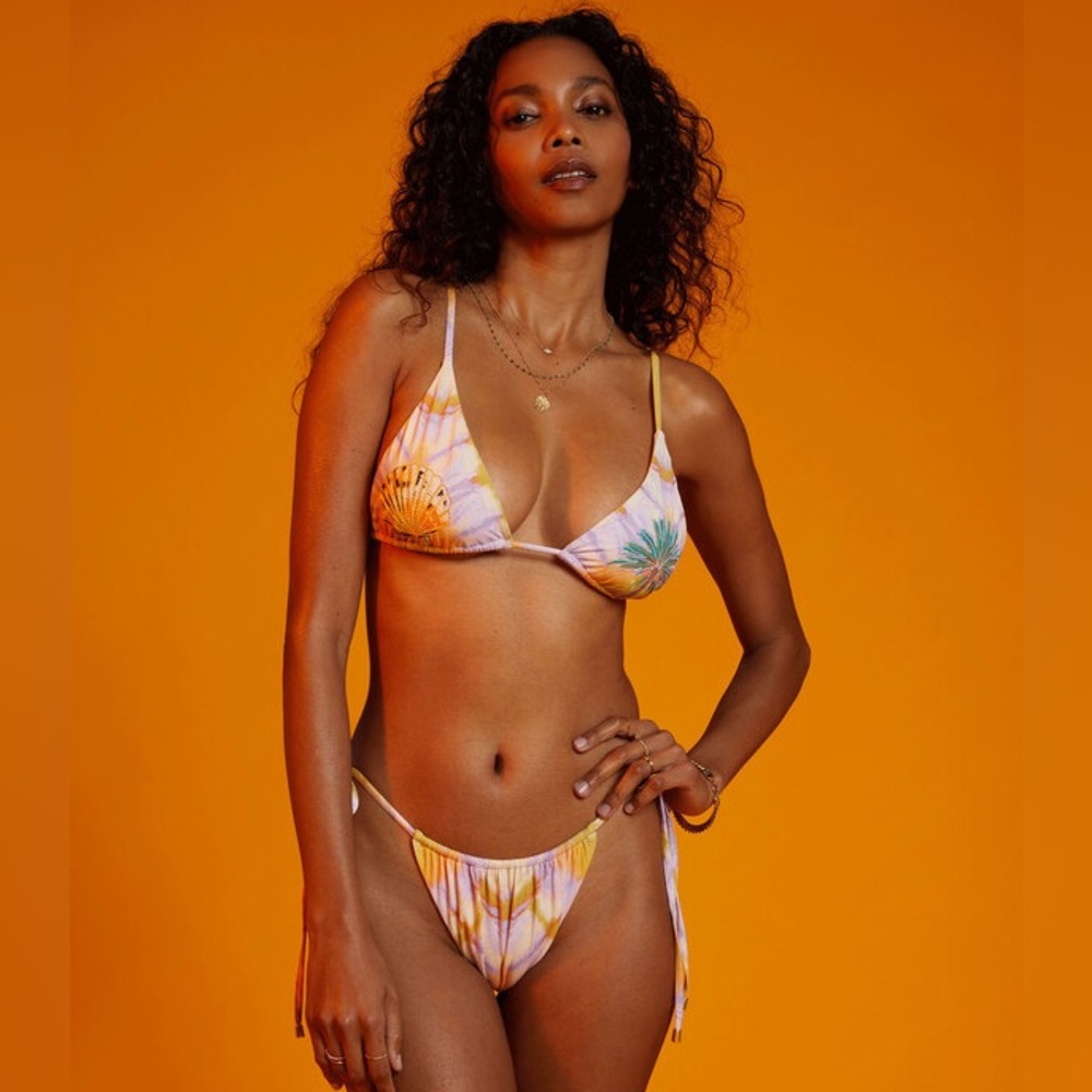 NWT Billabong x Its Now Cool Size L/12 Soleado Tri Bikini Set Beachy Mermaid